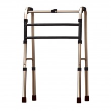 ANDADOR ALUM�NIO ADULTO DOBR�VEL ARTICUL�VEL - MERCUR